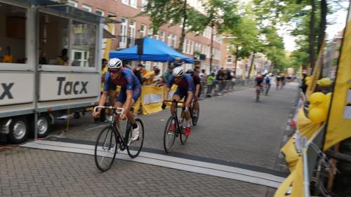 Photo Ronde van de Orteliusstraat by William van der Moolen
