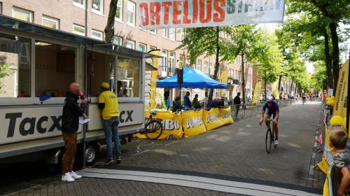 Photo Ronde van de Orteliusstraat by William van der Moolen