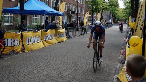 Photo Ronde van de Orteliusstraat by William van der Moolen